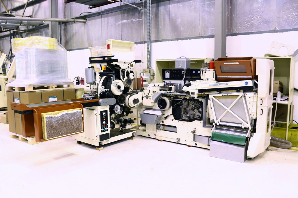 Molins MK-8 Post 64 with Max 3 Multiroll